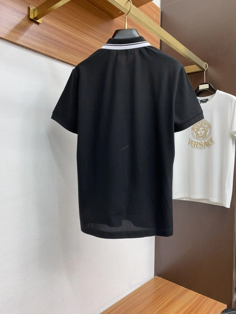 Seasonal Gucci T-Shirts 126895
