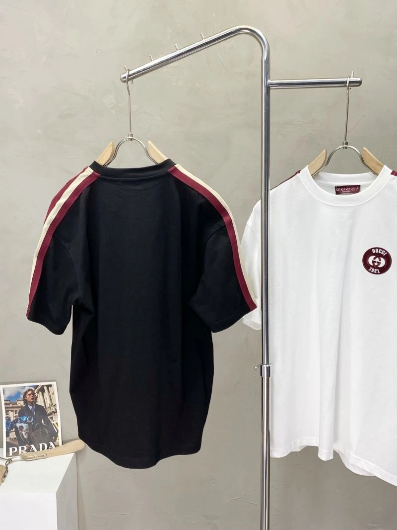 Gucci T-Shirts FashionForward 126877