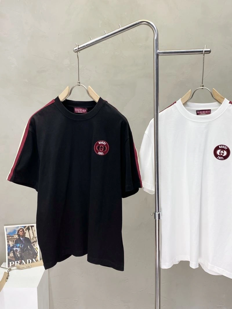 Gucci T-Shirts FashionForward 126877