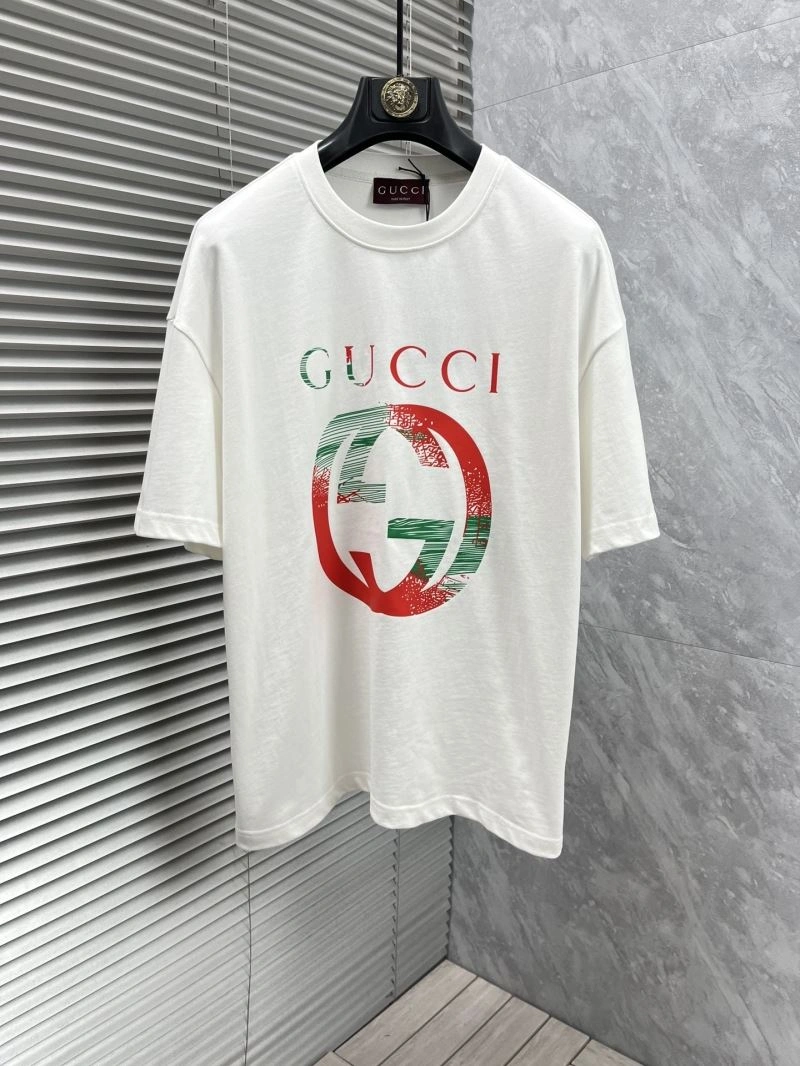Gucci T-Shirts Sleek 126722