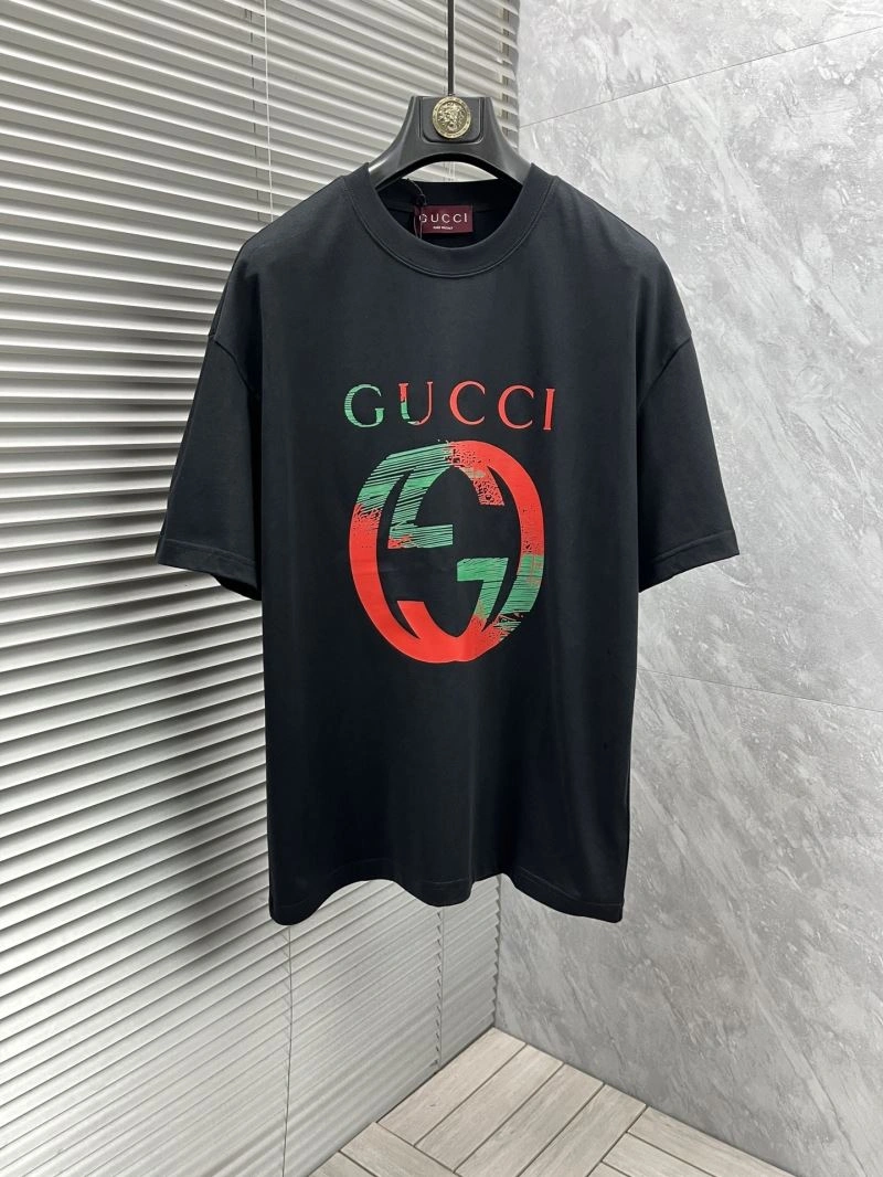 Gucci T-Shirts Sleek 126722