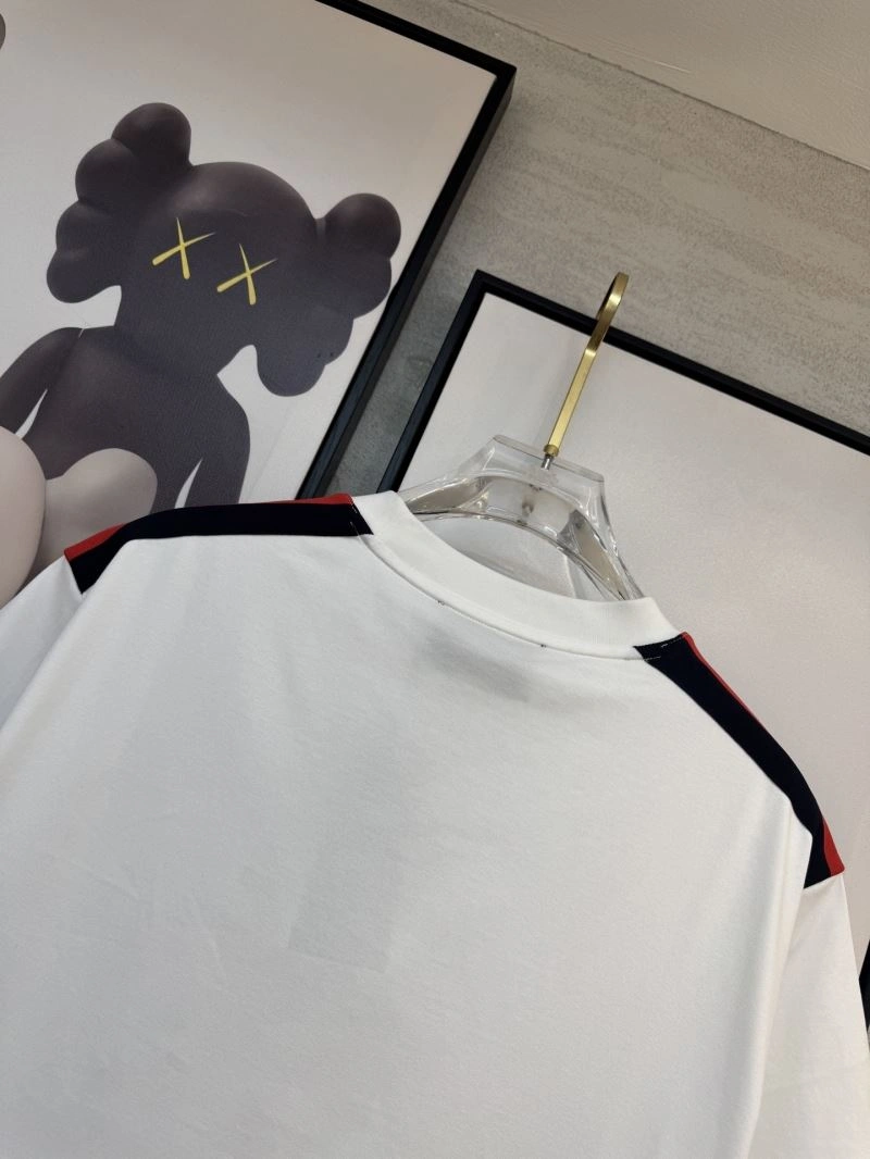 Gucci T-Shirts Supportive 126702