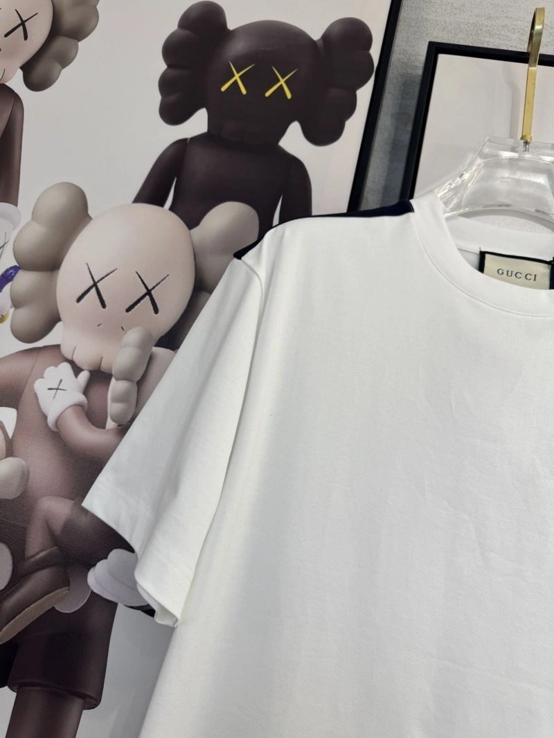 Gucci T-Shirts Supportive 126702