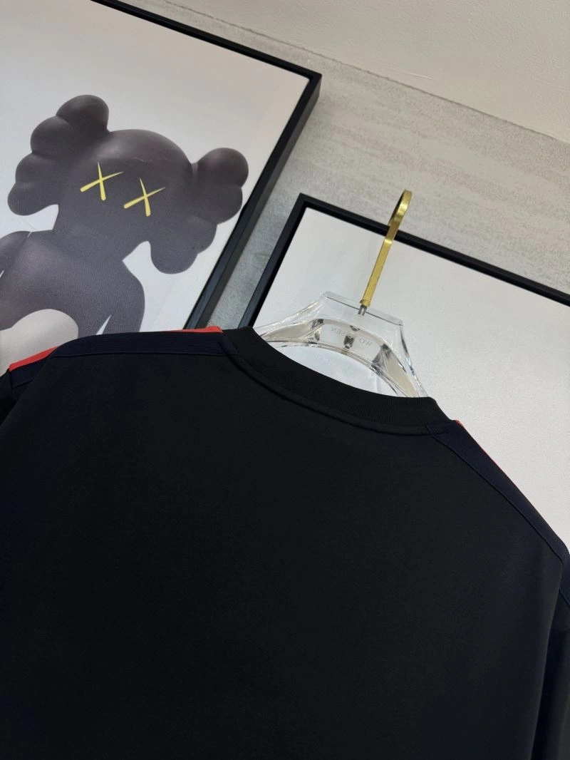 Gucci T-Shirts Soft 126725