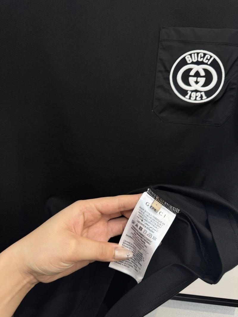 Gucci T-Shirts Soft 126725