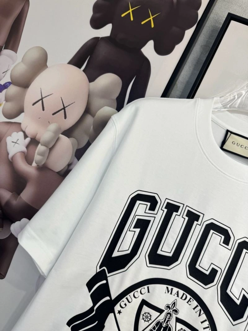 WeatherProof Gucci T-Shirts 126721