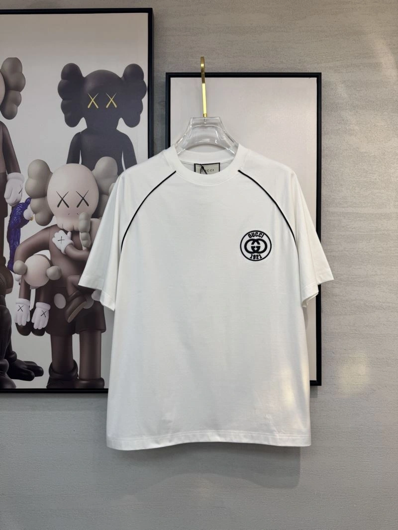 Gucci T-Shirts Modern 126678