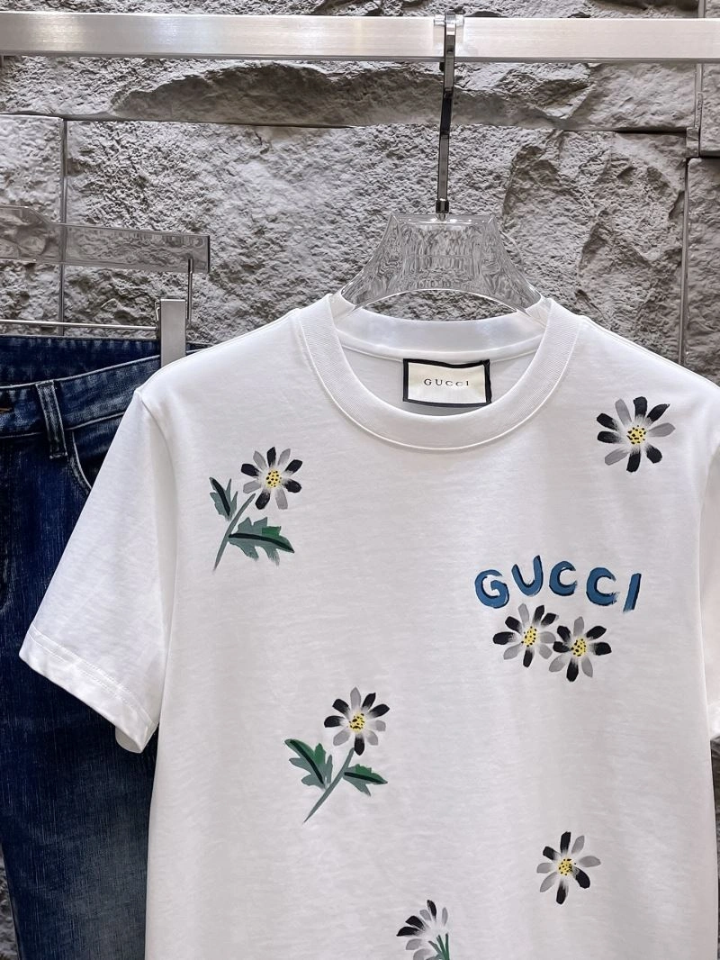 Comfortable Gucci T-Shirts 126669