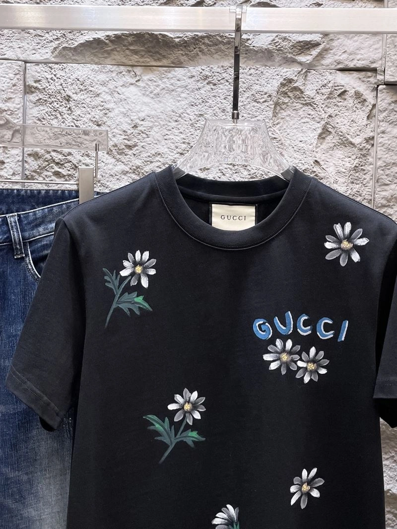 Gucci T-Shirts Breathable 126673
