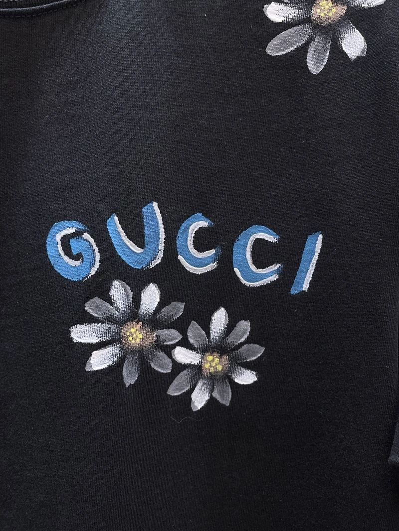 Gucci T-Shirts Breathable 126673