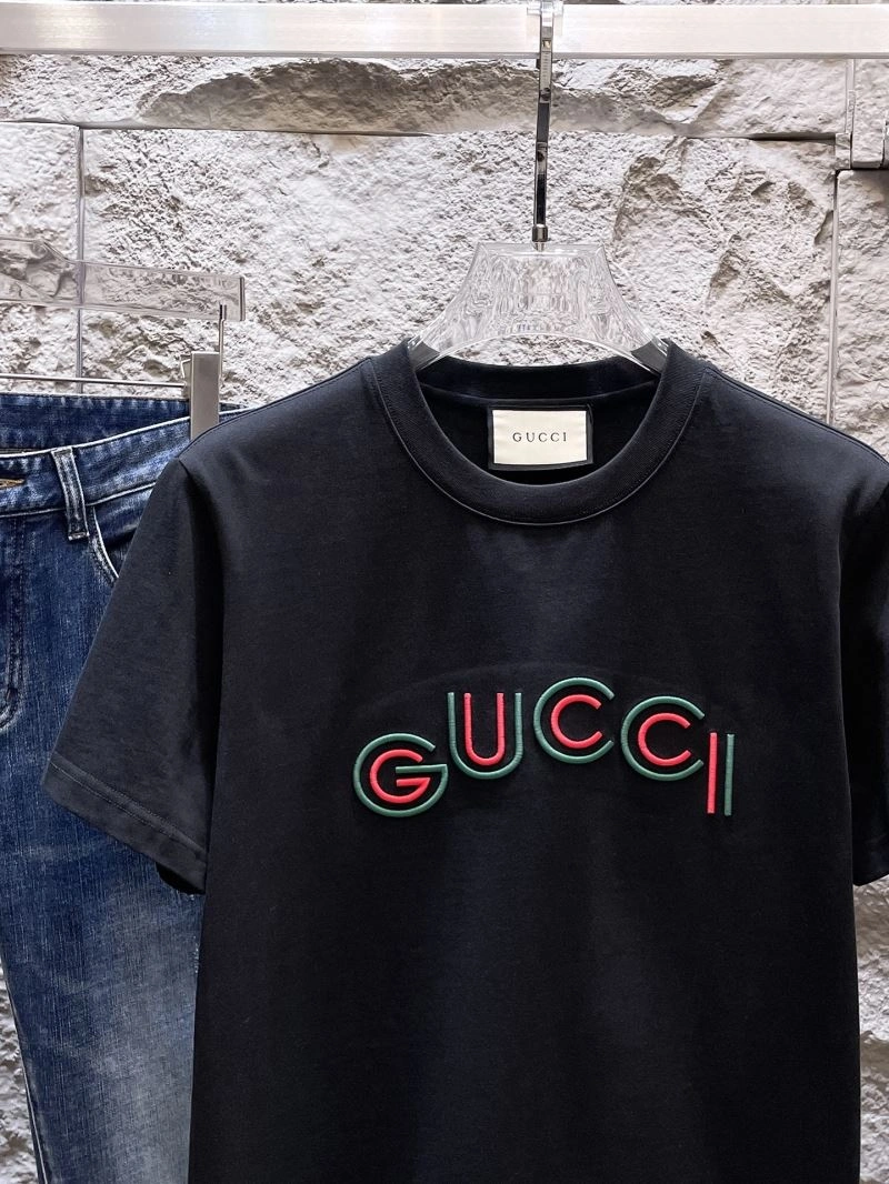 Gucci T-Shirts FashionForward 126668