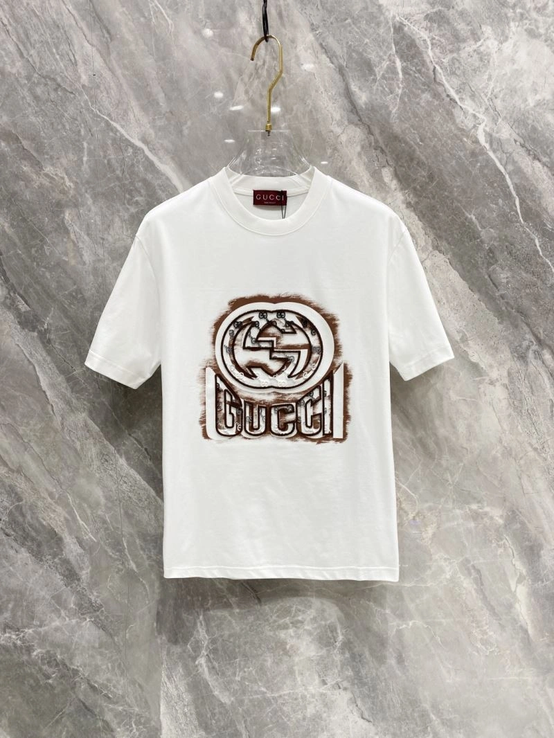 Gucci T-Shirts Practical 126676