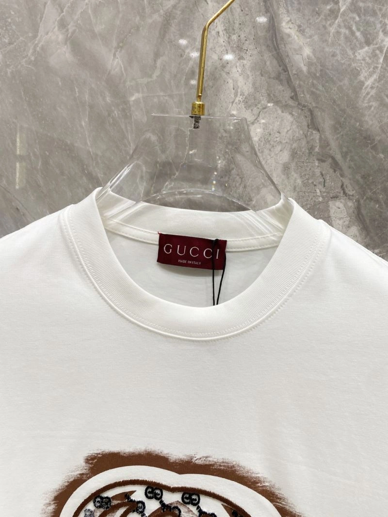 Gucci T-Shirts Practical 126676