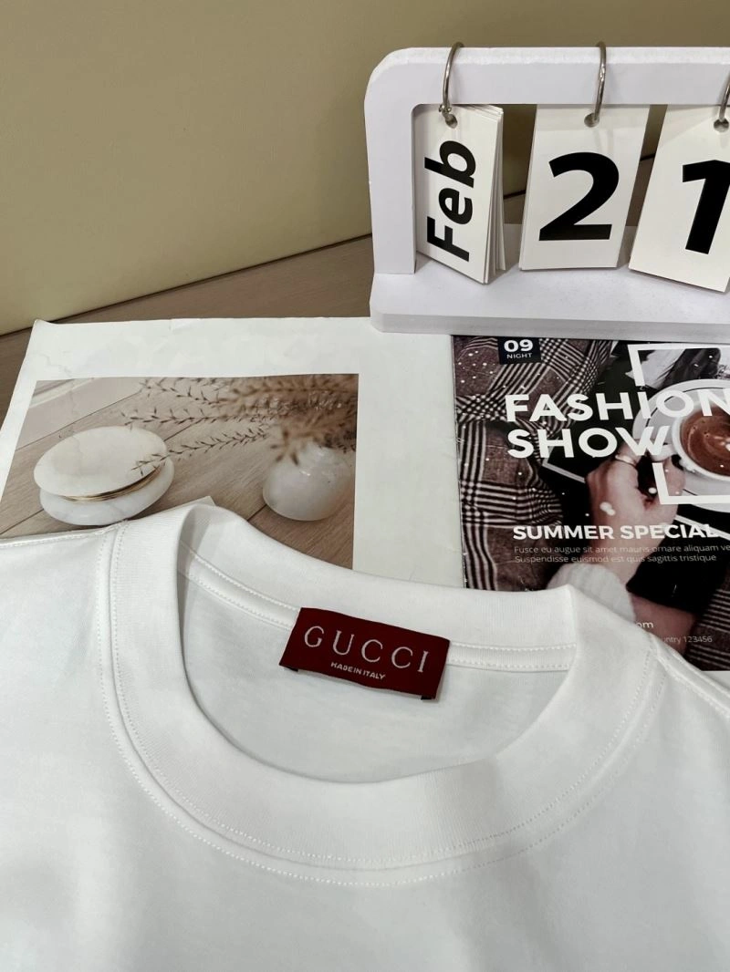 Original Gucci T-Shirts 126685
