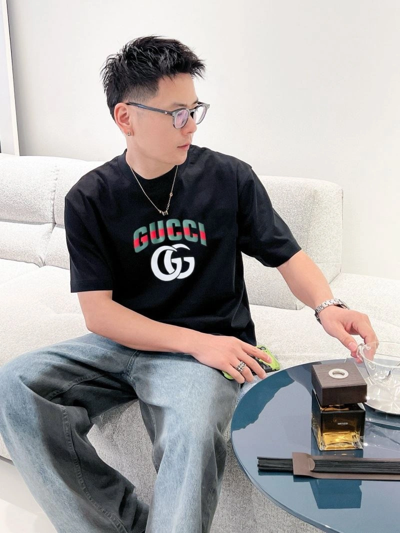 Gucci T-Shirts FashionForward 126679