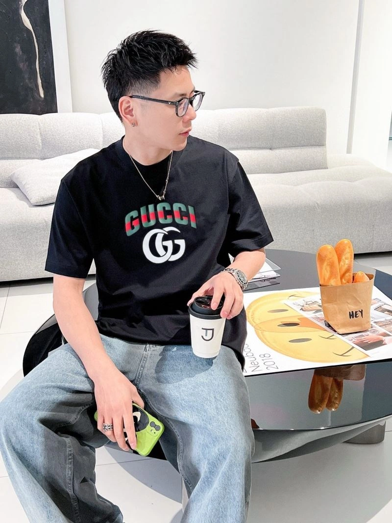Gucci T-Shirts FashionForward 126679