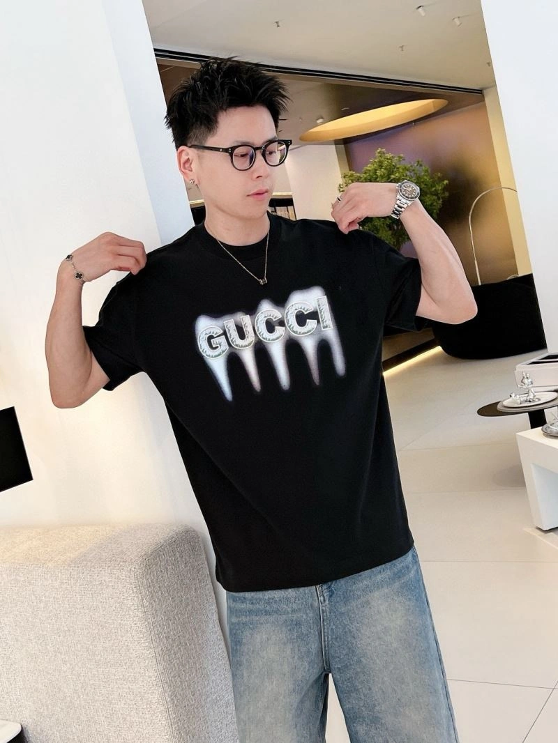 WaterResistant Gucci T-Shirts 126688
