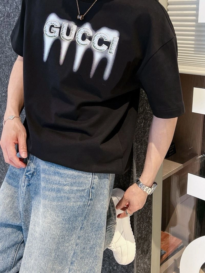 WaterResistant Gucci T-Shirts 126688