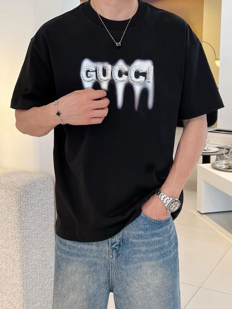WaterResistant Gucci T-Shirts 126688