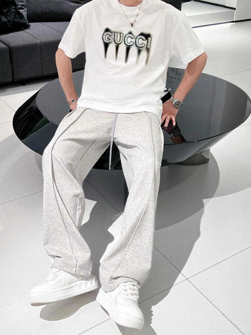 Tailored Gucci T-Shirts 126687