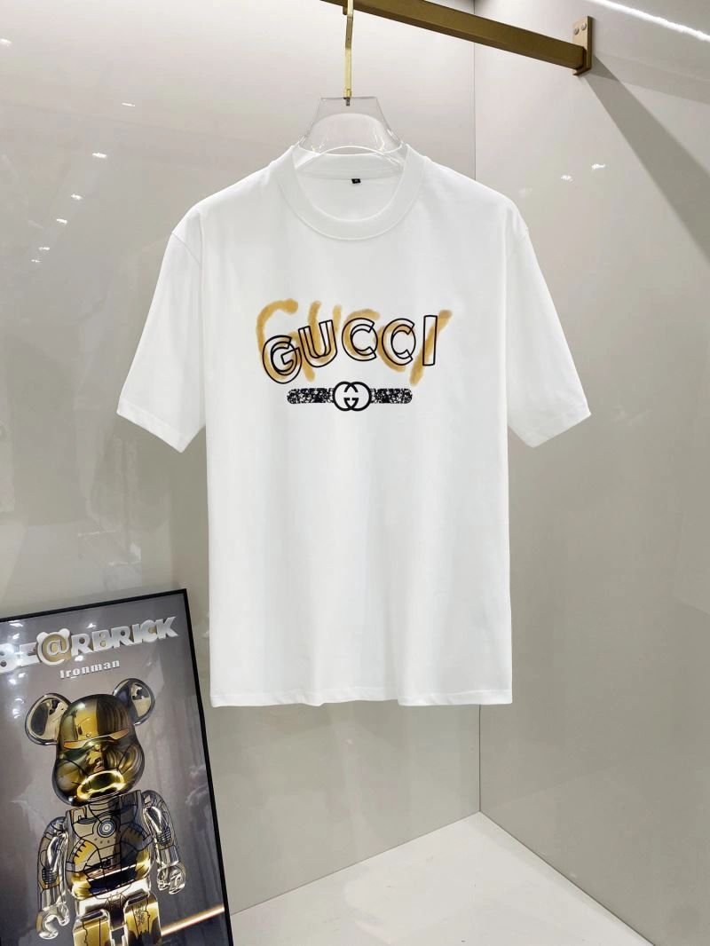 Lightweight Gucci T-Shirts 126674