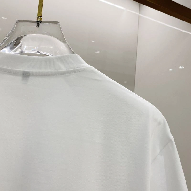 Lightweight Gucci T-Shirts 126674