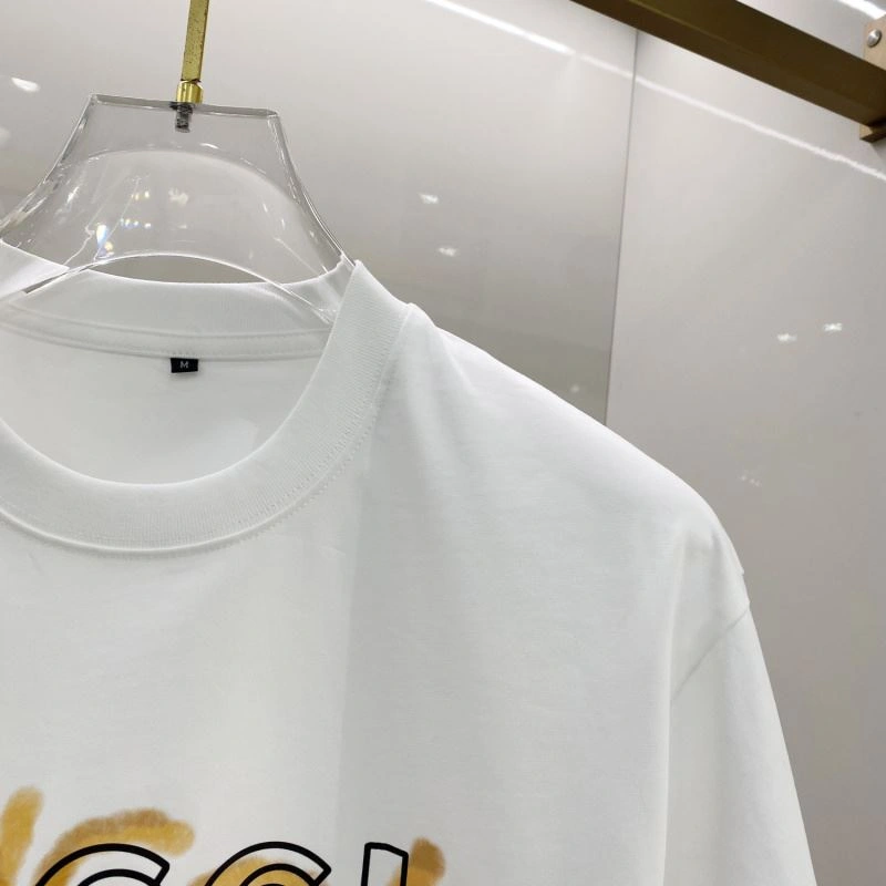 Lightweight Gucci T-Shirts 126674