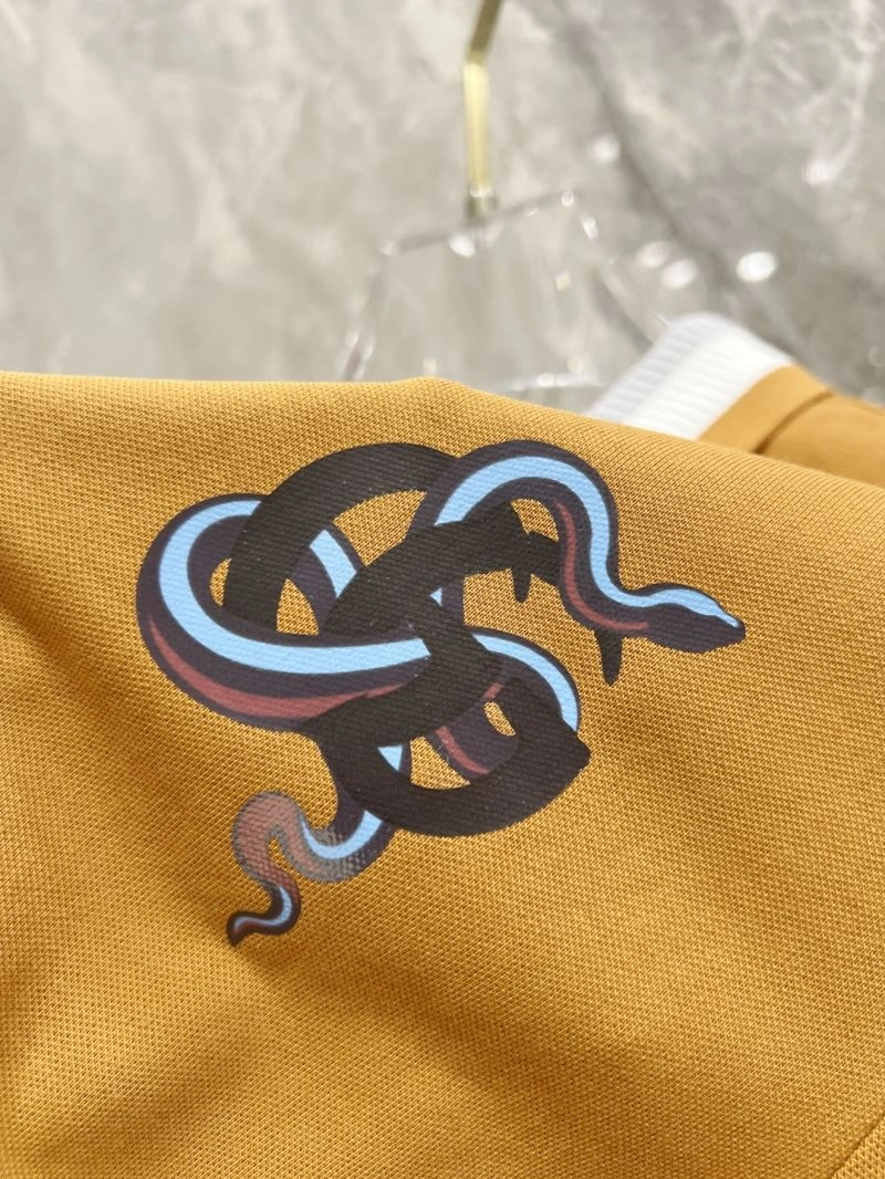 Compact Gucci T-Shirts 126666