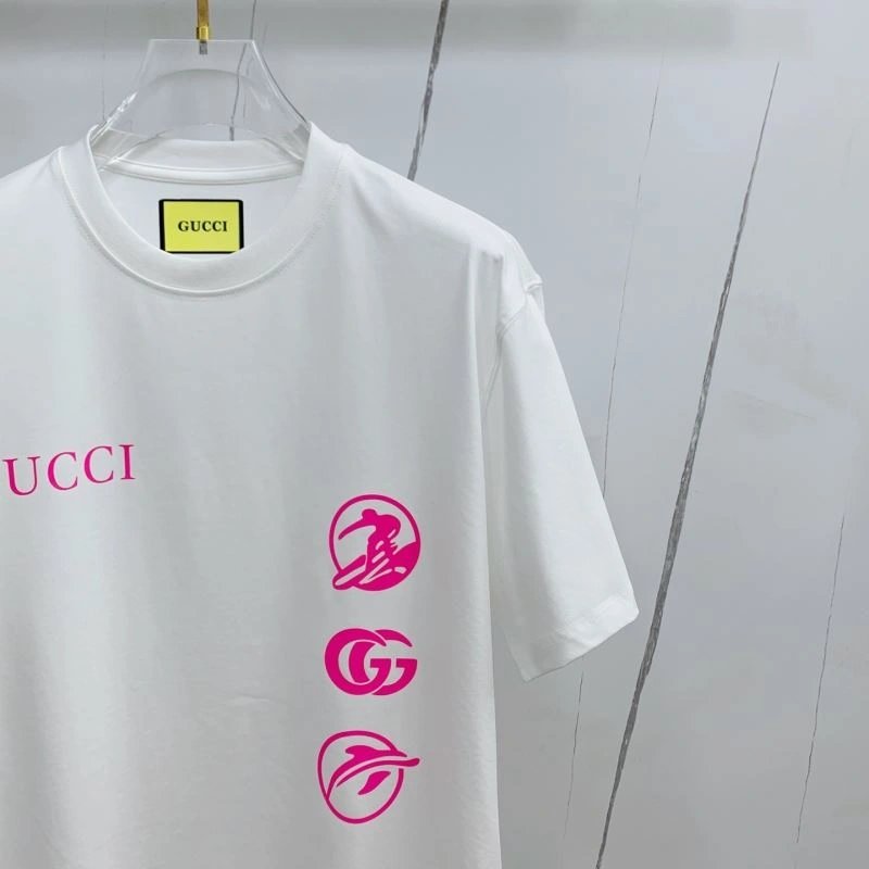 Refined Gucci T-Shirts 126662