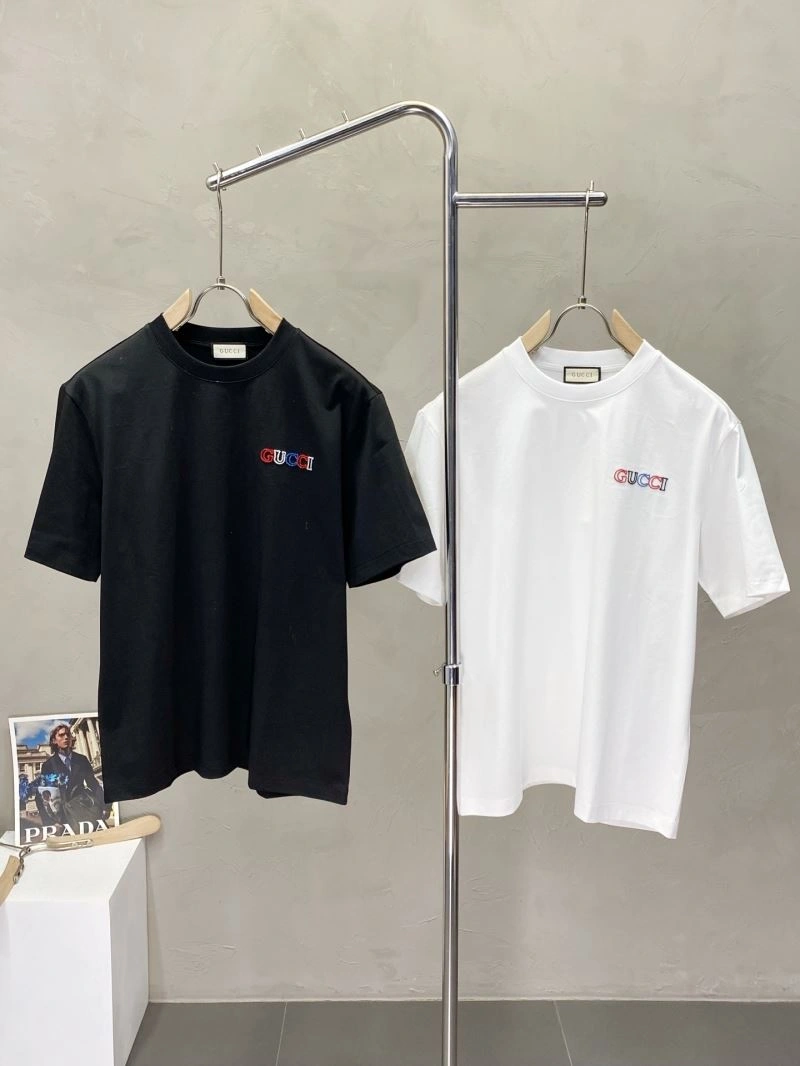Refined Gucci T-Shirts 126658