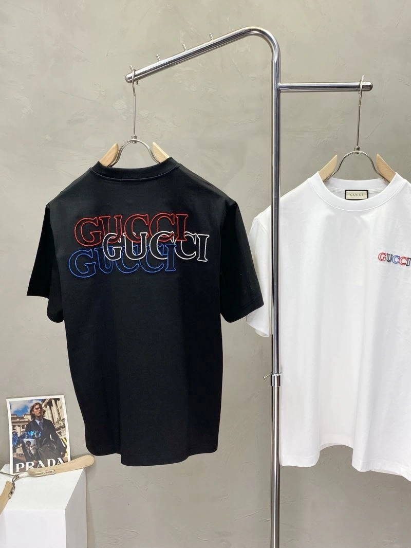 Refined Gucci T-Shirts 126658