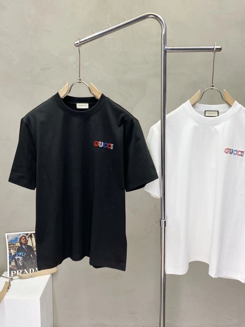 Refined Gucci T-Shirts 126658