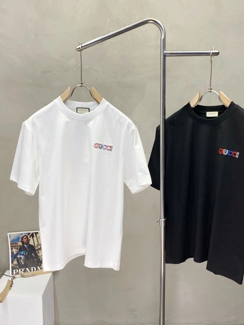 Refined Gucci T-Shirts 126658