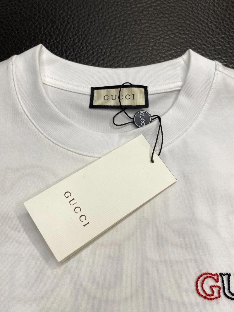 Refined Gucci T-Shirts 126658