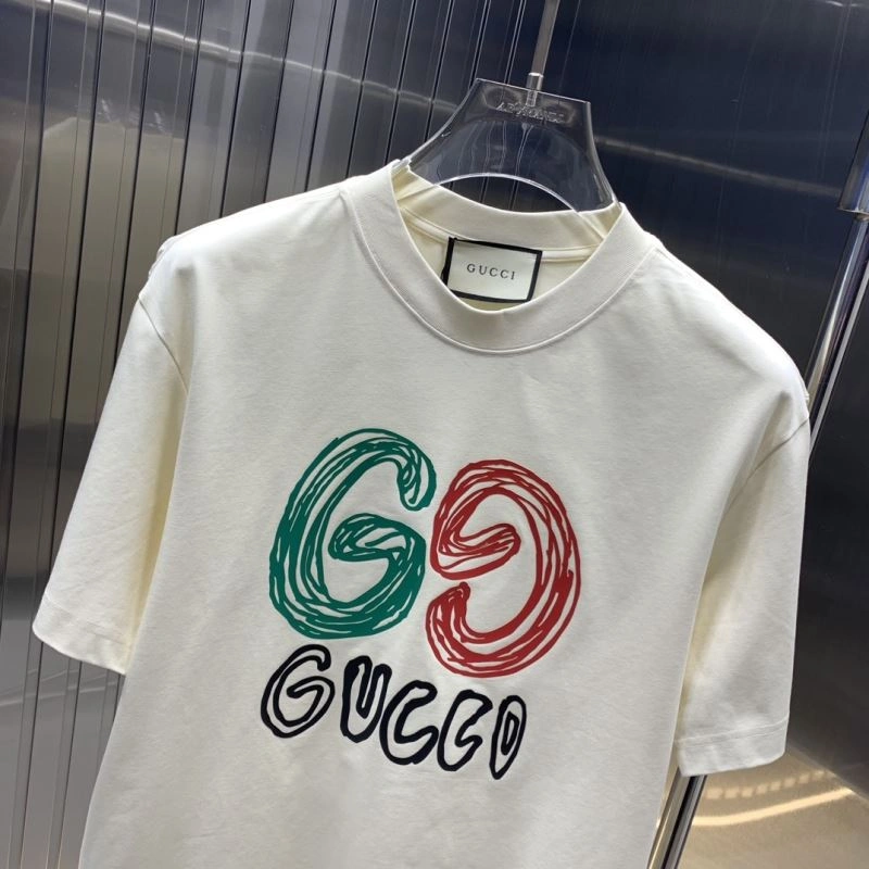 Contemporary Gucci T-Shirts 126645