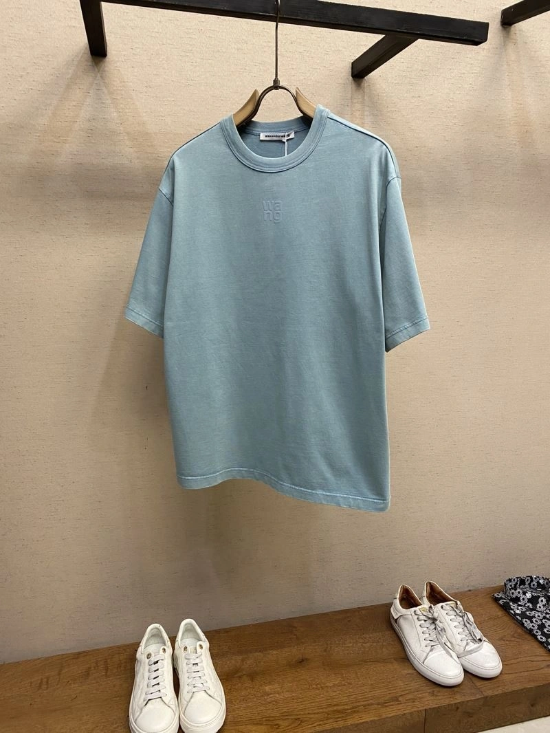 Bold Gucci T-Shirts 126640