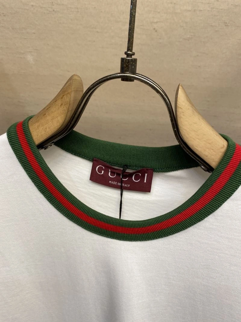 Gucci T-Shirts Soft 126632