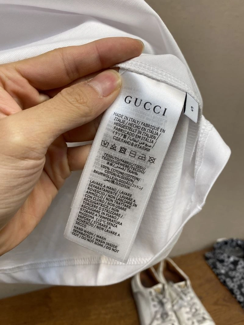 Gucci T-Shirts Soft 126632