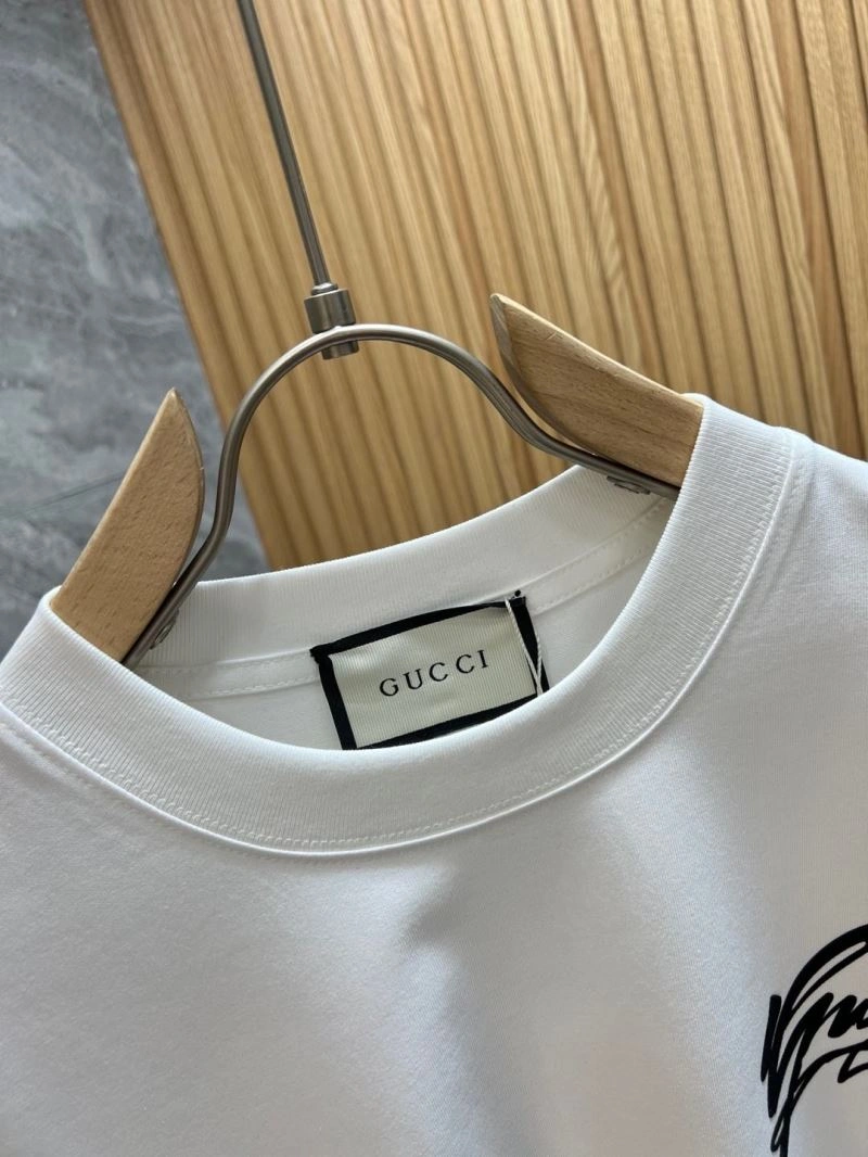 ZipUp Gucci T-Shirts 126636
