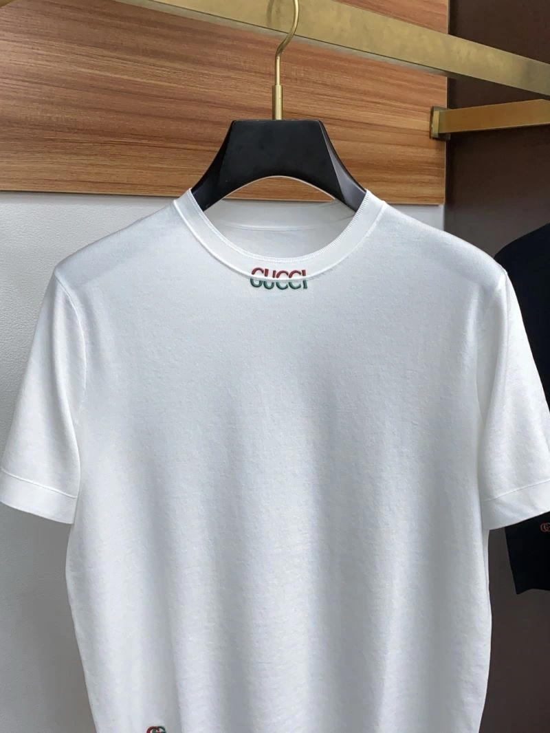 WellDesigned Gucci T-Shirts 126631