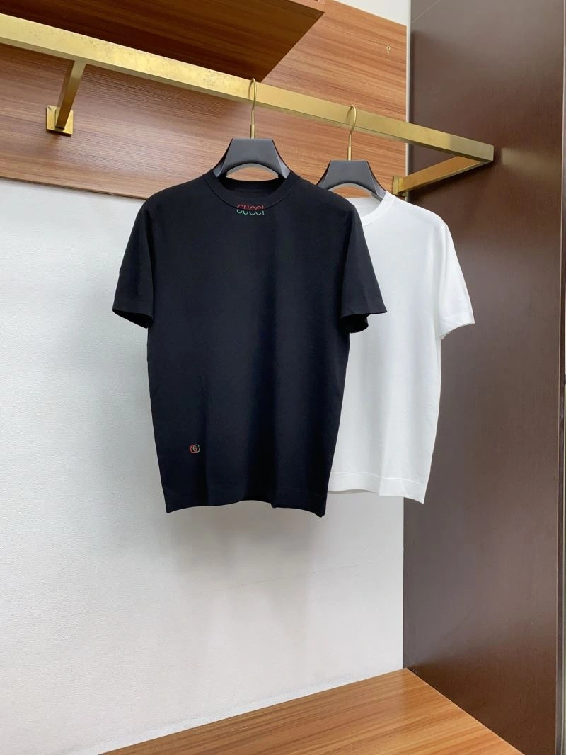 WellDesigned Gucci T-Shirts 126631