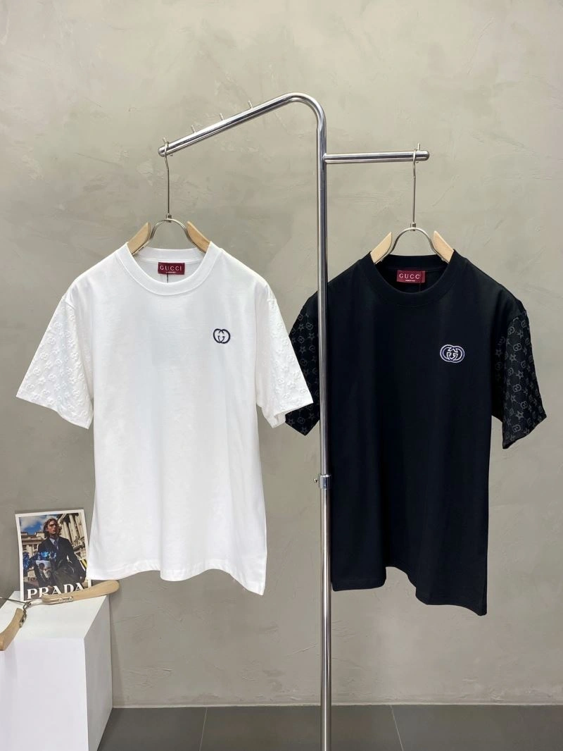 RelaxedFit Gucci T-Shirts 126625