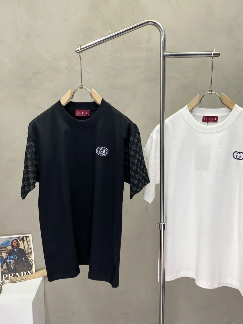 RelaxedFit Gucci T-Shirts 126625