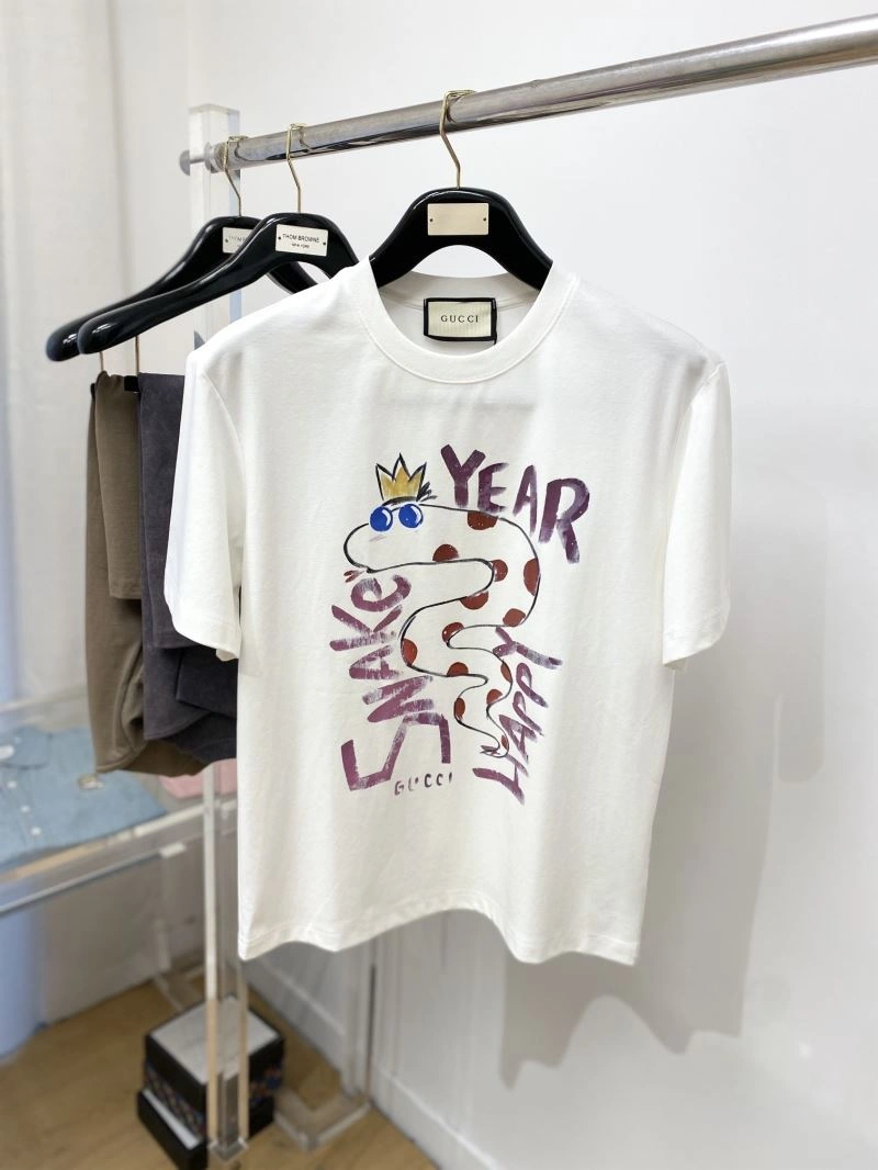 WellDesigned Gucci T-Shirts 126620