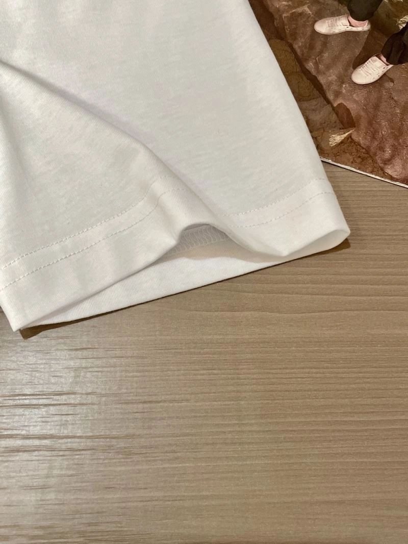 Gucci T-Shirts Versatile 126613