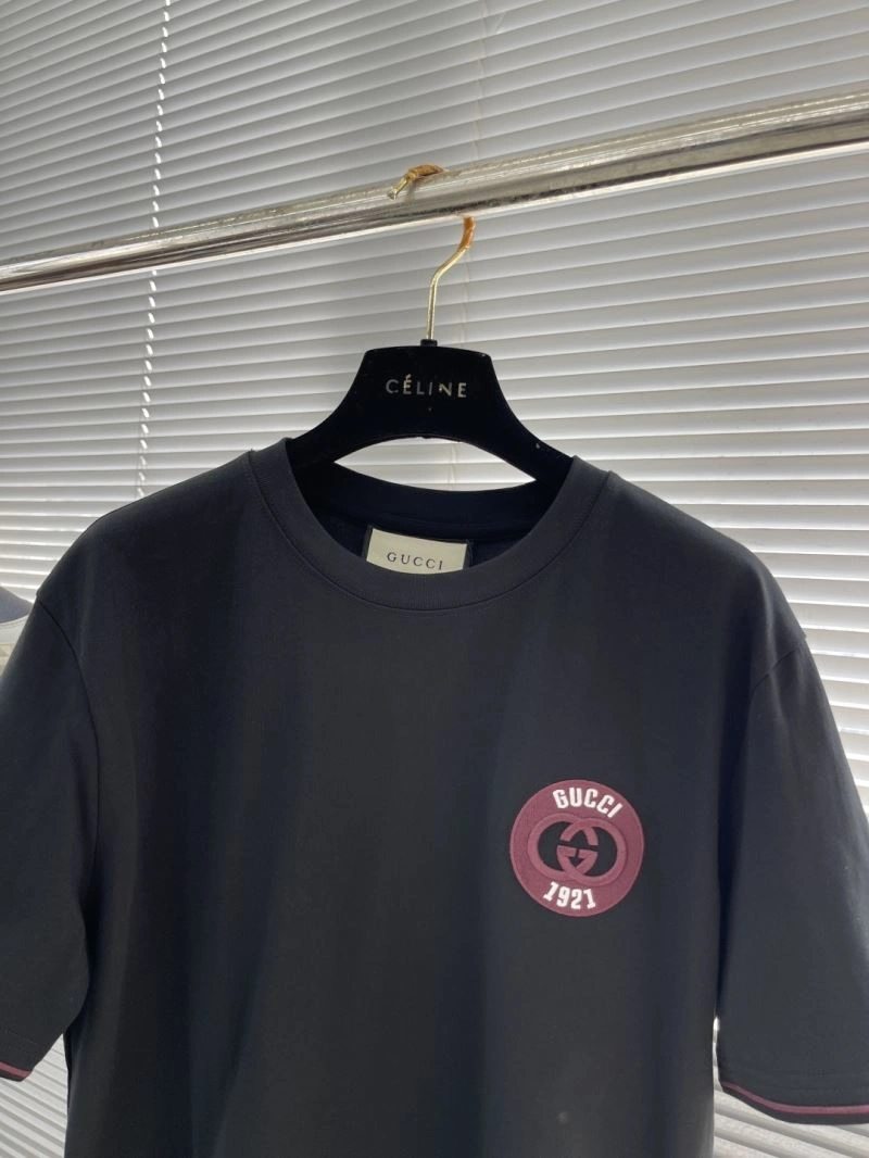 Gucci T-Shirts FashionForward 126585