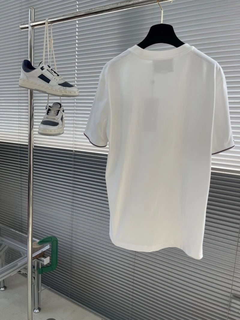 Versatile Gucci T-Shirts 126591