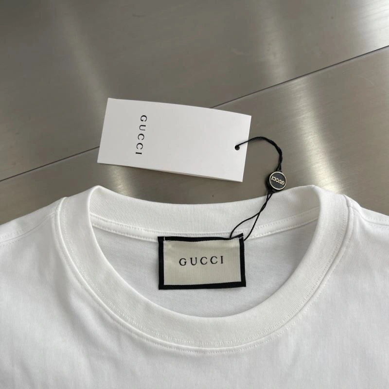Gucci T-Shirts Durable 126582