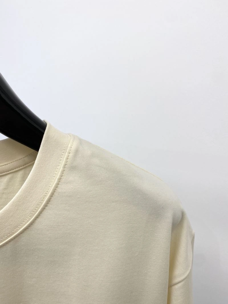 Gucci T-Shirts Resilient 126580