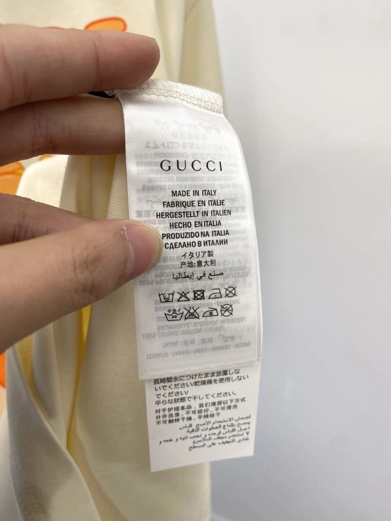 Gucci T-Shirts Resilient 126580